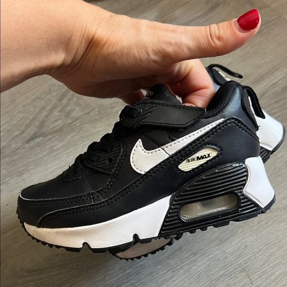 Nike Kids Black and White Air Max Sneakers - Picture 4 of 7